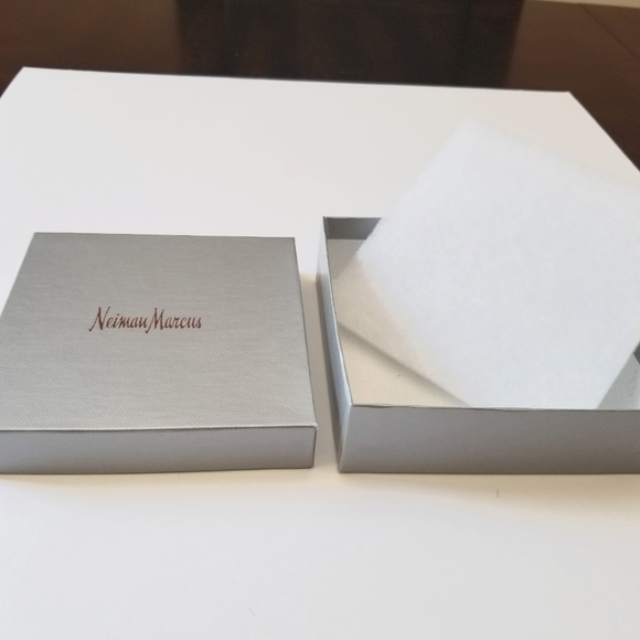 New Neiman Marcus Silver Gift Box, Approximately 6" x 6" x 1.5" - Picture 3 of 5